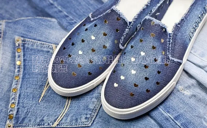 意昂2体育官方网站观星盘耐克2024冬季新款鞋履：御寒保暖，
时尚潮流